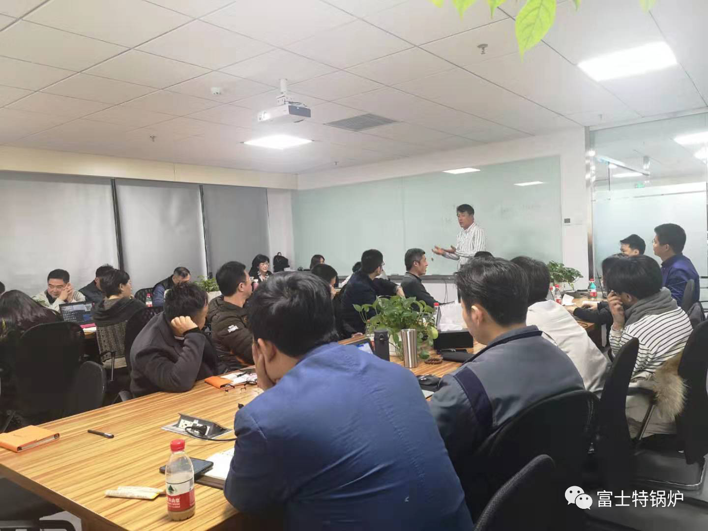 微信图片_20230210020059.jpg